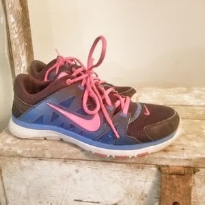 Nike Women's Flex Supreme TR 2 Shoes